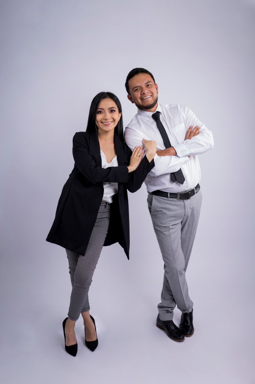 Odontólogo David Coello y Odontóloga Karla Sanchez